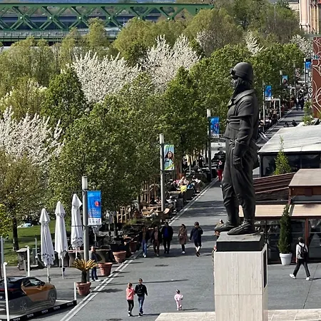 Faro Eurovea Lägenhet Bratislava